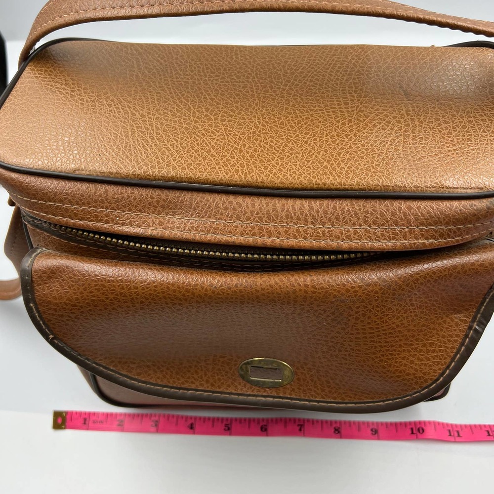 Vintage 1970's Camera Bag Faux Leather Tan Shoulder Strap Zippered‎ Padded - Picture 15 of 16